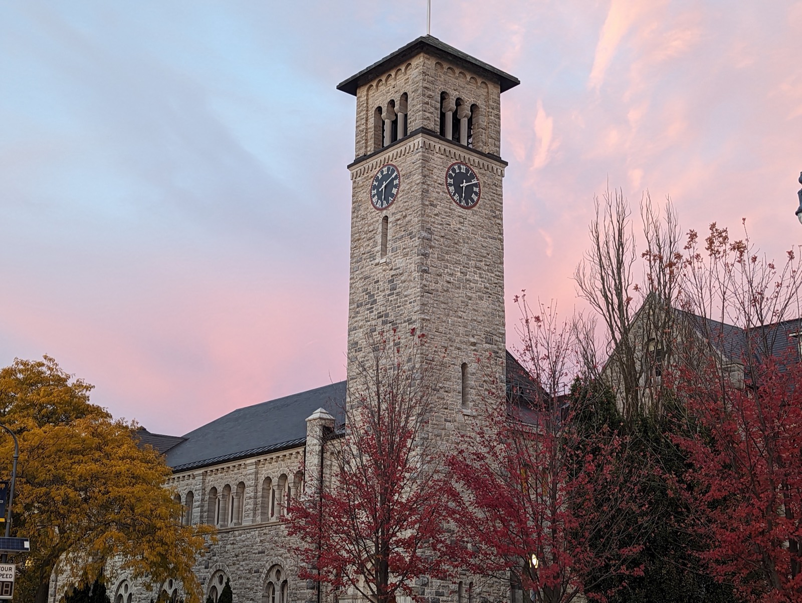 Queen's University Faculty of Law